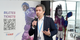 Lidostā “Rīga” atklāta IIHF Pasaules Čempionāta Hokejā informācijas un atpūtas zona faniem