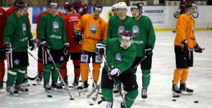 Latvijas hokeja izlases treniņš 06.03.2017.