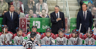 Latvijas hokeja izlase aizraujošā mačā piekāpjas Krievijas valstsvienībai 