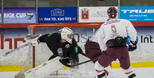 FOTO: Latvijas izlases treniņš "Volvo ledus hallē" (09.04.)