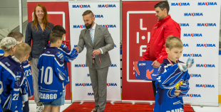 FOTO: Apbalvotas LBJČH labākās komandas un rezultatīvākie spēlētāji