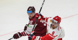 Latvijas hokeja izlase sīvā cīņā atzīst Krievijas valstsvienības pārākumu 