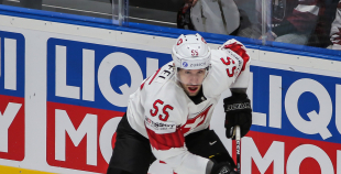 Latvijas izlase lieliski cīnās, taču mača izskaņā piekāpjas Šveicei