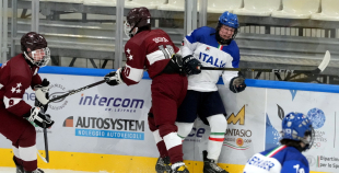 Latvijas izlase sagrauj Itāliju un iekļūst Jaunatnes olimpiādes pusfinālā