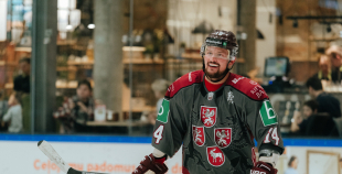 “Akropoles” ledus arēnā prezentētas Latvijas hokeja izlases jaunās formas