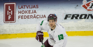 Nosaukts Latvijas nacionālās hokeja izlases sastāvs pēdējām pārbaudes spēlēm ar Šveici