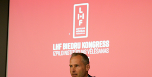 Aigars Kalvītis pārliecinoši ievēlēts par Latvijas Hokeja federācijas prezidentu