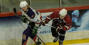 JAHL: "Prizma" - "Venta 2002" 7:4