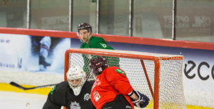 Latvijas nacionālā hokeja izlase aizvada pirmo kopīgo ledus treniņu