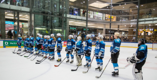 Vakar tika aizvadīta pirmā "Optibet" Baltijas sieviešu hokeja čempionāta spēle starp SHK "Laima" un "L&L Hope"