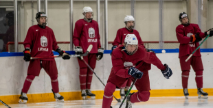 FOTO: Latvijas U-18 hokeja izlases treniņš