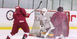 FOTO: Latvijas U-20 hokeja izlases treniņš