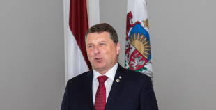 FOTO: Latvijas hokeja izlase viesojās Rīgas pilī pie Valsts prezidenta