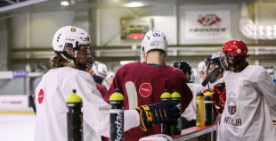 FOTO: Latvijas U-20 hokeja izlases treniņš