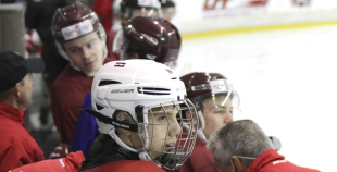 Hokeja diena: Jautrā un pozitīvā gaisotnē noslēdzies Latvijas izlases atklātais treniņš