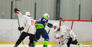 Virslīga: HK "Mogo" ar 8:2 apspēlē "Pārdaugavas" hokejistus