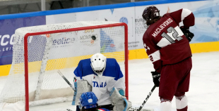 Latvijas izlase sagrauj Itāliju un iekļūst Jaunatnes olimpiādes pusfinālā