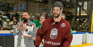 Latvijas hokeja izlase “Akropoles” ledus arēnā aizvadījusi pēdējo treniņu pirms došanās uz pasaules čempionātu 