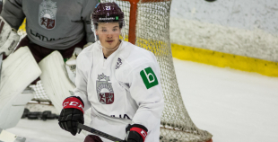 Nosaukts Latvijas nacionālās hokeja izlases sastāvs pēdējām pārbaudes spēlēm ar Šveici