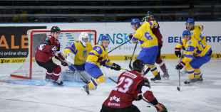 FOTO: Latvijas klubu izlase ar 9:2 sagrauj Ukrainas U-20 komandu