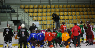 Hārtlija vadībā izlase gatavojas cīņai pret Kanādu