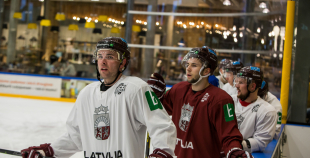 Latvijas hokeja izlase “Akropoles” ledus arēnā aizvadījusi pēdējo treniņu pirms došanās uz pasaules čempionātu 