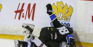 FOTO: Latvija 2 - Igaunija 6:0