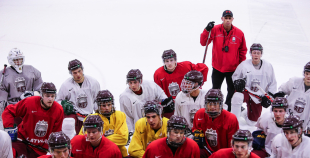 FOTO: Latvijas U-20 hokeja izlases treniņš (02.12)