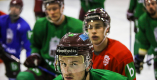 FOTO: Latvijas izlases treniņš pirms došanās uz Dāniju