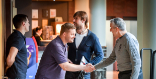 Boba Hārtlija seminārs pulcē 80 trenerus no Latvijas un ārvalstīm