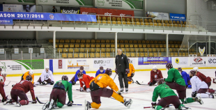 Latvijas hokeja izlase aizvada pirmo treniņu pirms gaidāmā turnīra Francijā