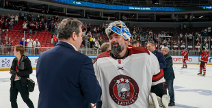 Hokeja leģendu spēles pamatlaiks noslēdzas ar draudzīgu neizšķirtu