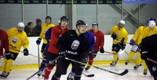 Latvijas U20 hokeja izlases treniņš