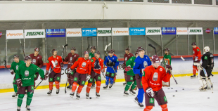 Latvijas nacionālā hokeja izlase aizvada pirmo kopīgo ledus treniņu