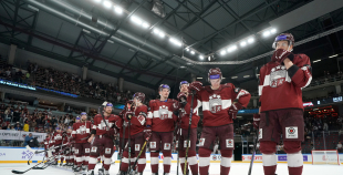 Latvijas izlase pirmajā spēlē atzīst Norvēģijas pārākumu