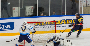 FOTO: "Kurbads" - HS "Rīga" 5:1