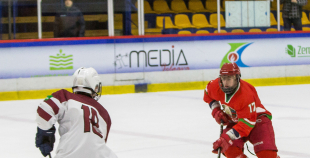 Latvijas U-18 izlase vēl vienā ilgstošā bullīšu sērijā svin uzvaru pār Baltkrieviju