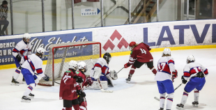 Latvijas U-16 hokejisti pirmajā mačā ar 5:3 uzveic Norvēģiju