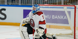 Hokeja leģendu spēles pamatlaiks noslēdzas ar draudzīgu neizšķirtu
