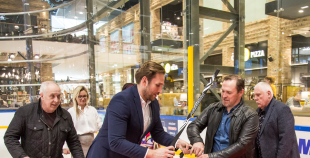 FOTO: Atklāta Latvijas jauno hokeja vārtsargu atbalsta programma