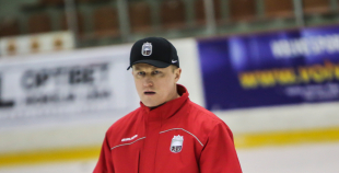 Piektdienas treniņā izlases rindas papildina vairāki līderi