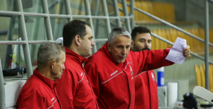 Latvijas nacionālā izlase treniņspēlē uzveic Latvijas U-18 valstsvienību