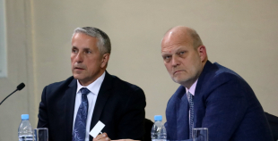 LHF rīkoto Vecāku asambleju apmeklē interesenti ļoti kuplā skaitā