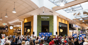 Latvijas izlases hokejisti un treneri tiekas ar līdzjutējiem!