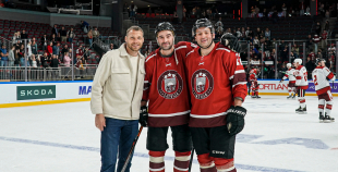 Hokeja leģendu spēles pamatlaiks noslēdzas ar draudzīgu neizšķirtu