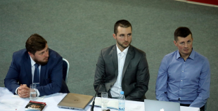 LHF rīkoto Vecāku asambleju apmeklē interesenti ļoti kuplā skaitā