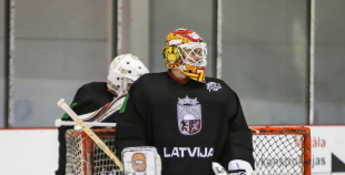 FOTO: Latvijas izlases treniņš pirms došanās uz Dāniju