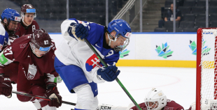 Latvijas izlase izcīna punktu pret Slovākiju un saglabā izredzes uz 1/4 finālu