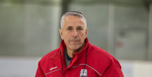 Hārtlija vadībā Latvijas valstsvienība aizvada treniņu; nosaukts arī izlases kapteinis turnīram Minskā