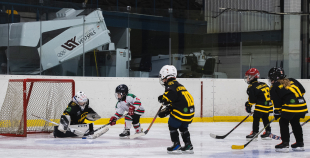 FOTO: U-9 sabraukums Ventspilī